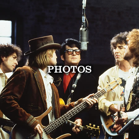 did the travelling wilburys ever play live